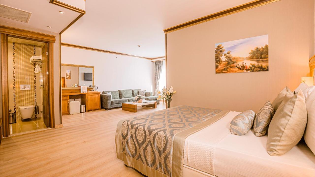 Yuecesoy Liva & Convention Center Mersin Hotel 4*