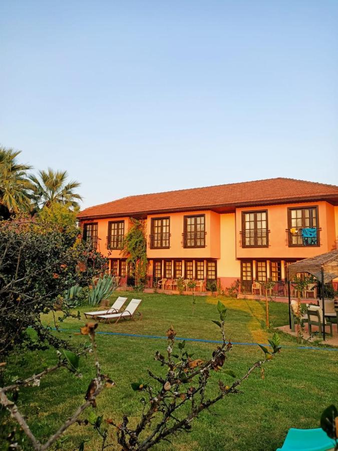 Palme Hotel 2*