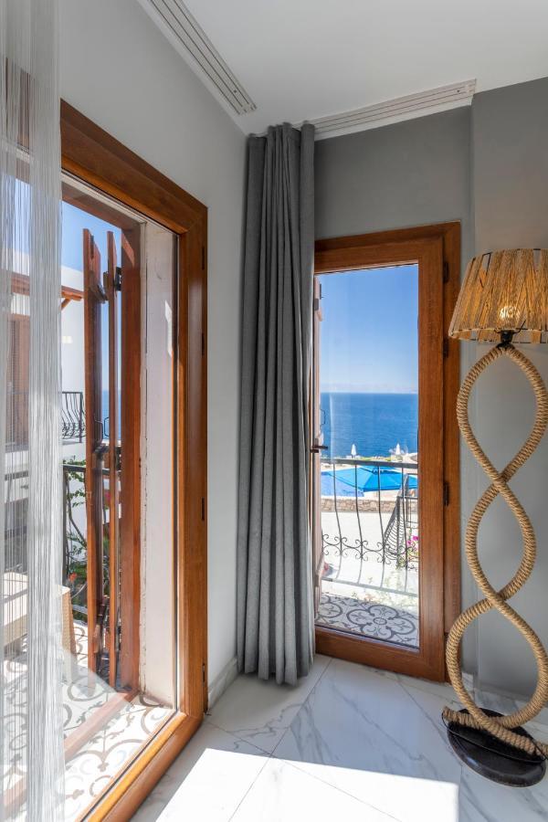 Vega Aparts Aparthotel 3*