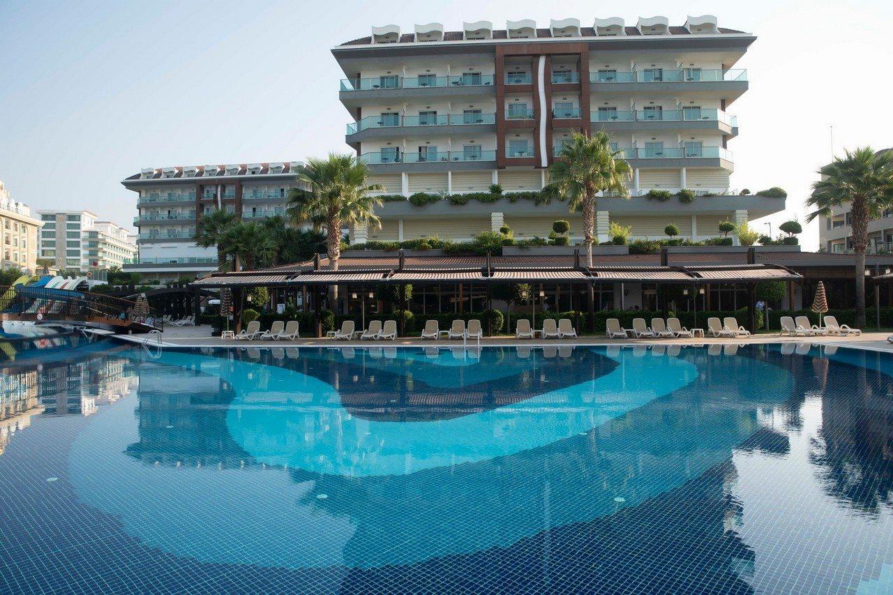 Resort Adalya Ocean Deluxe Side