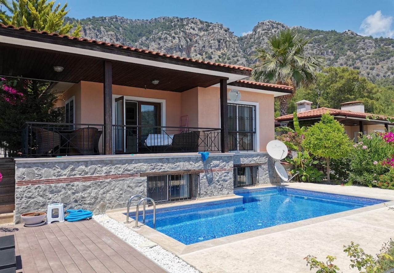 Redpine 5 Villa *