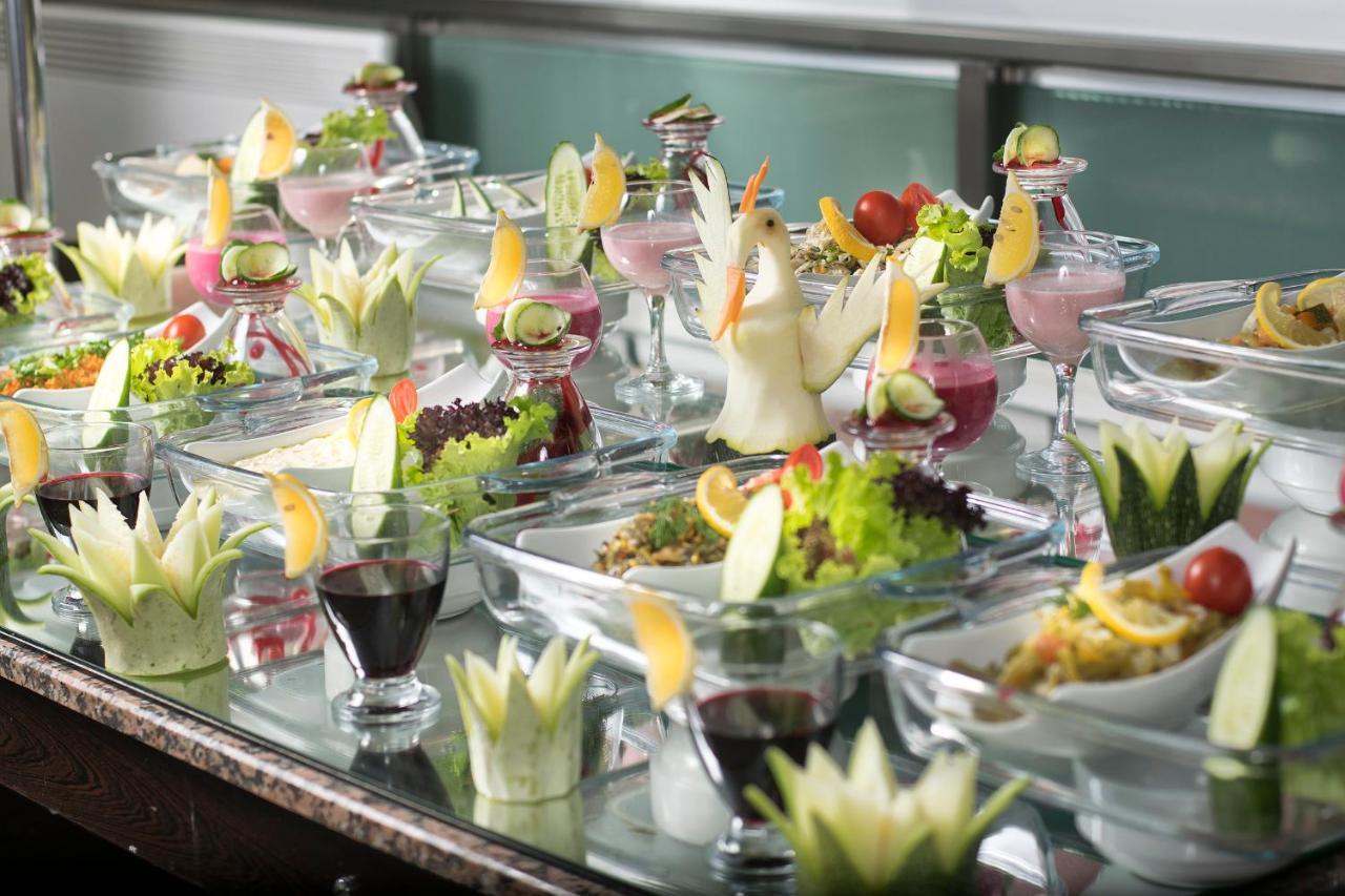 Temple Hotel 2*