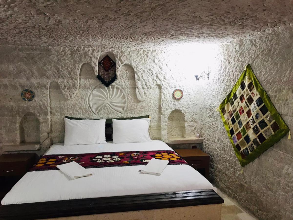 Seven Rock Cave * Goreme