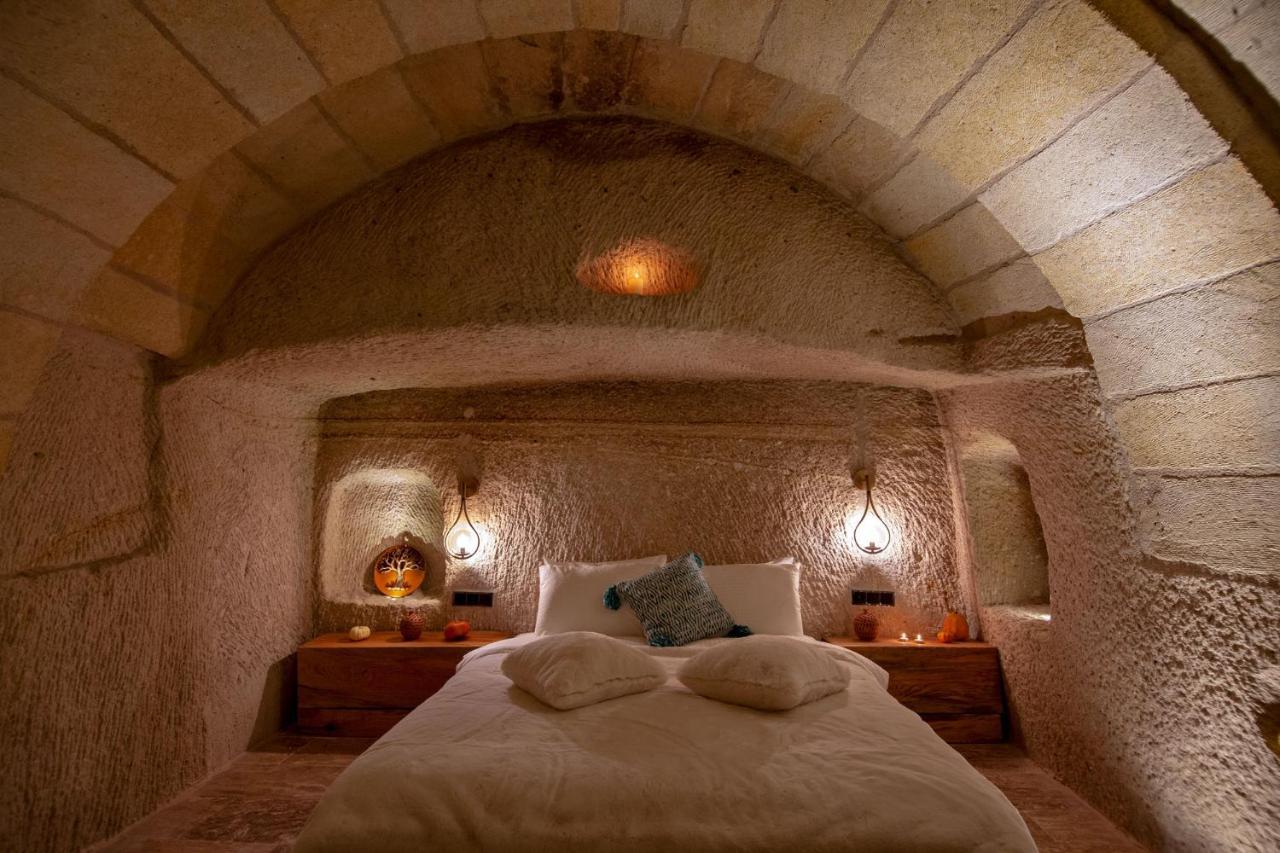 Hotel Sato Cave 2*