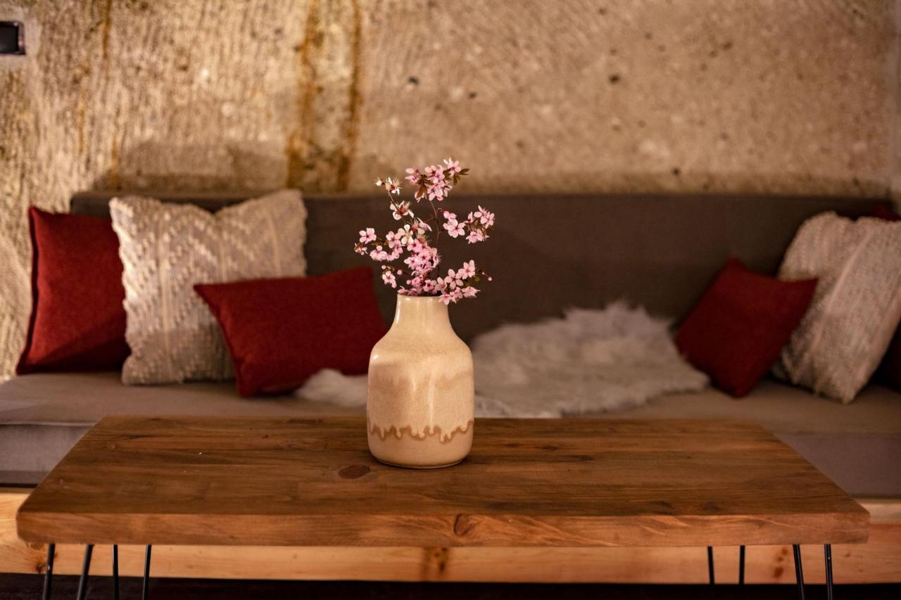 Hotel Sato Cave 2*