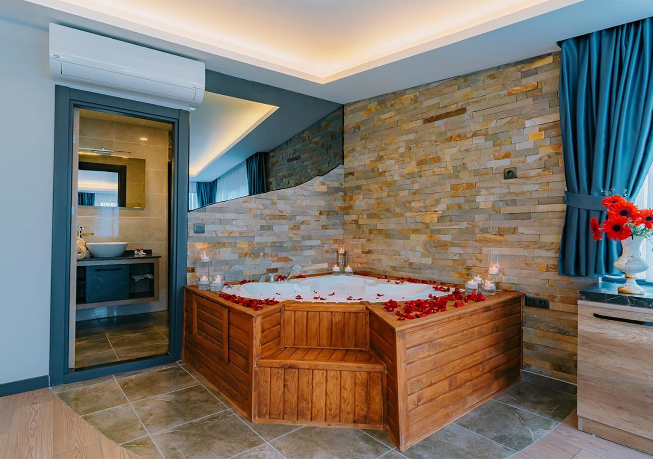 Port Hotel 3*