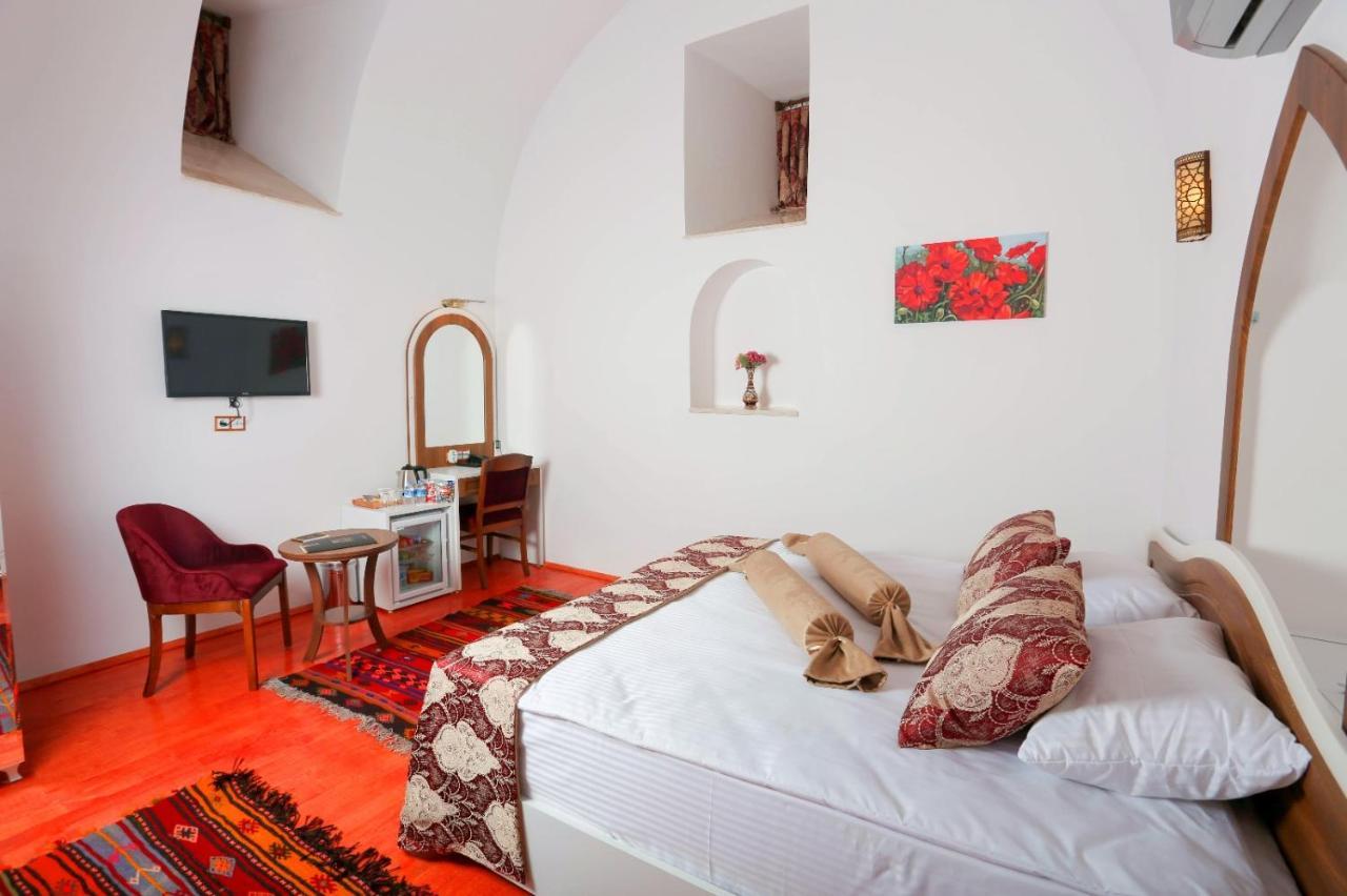 Behrampasa &cafe &restaurant Hotel 4*