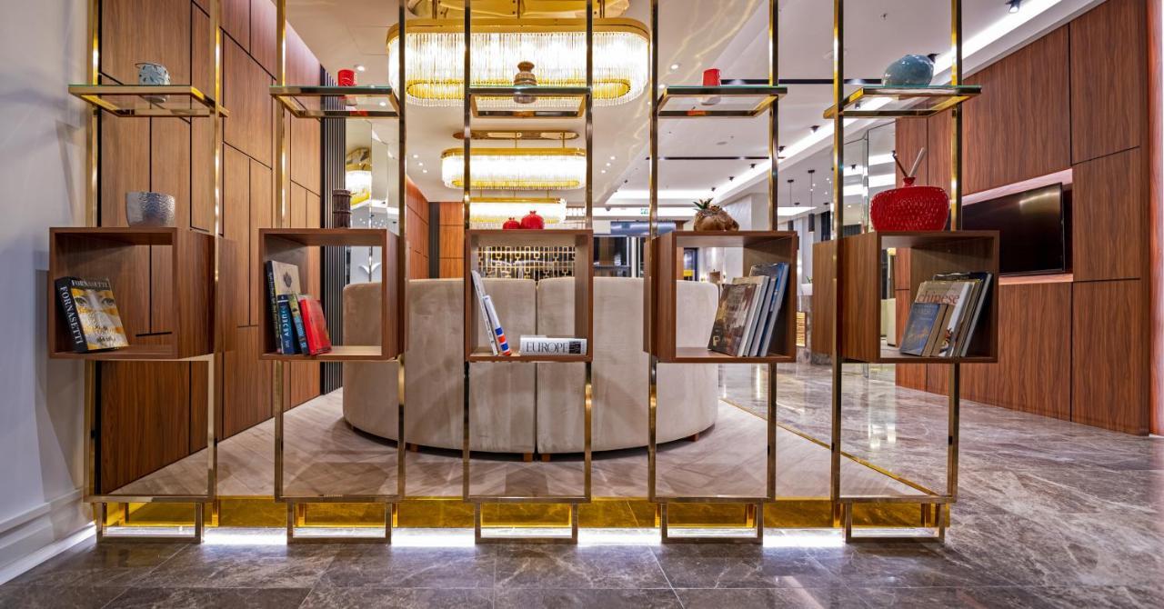 Hotel Movenpick Living West