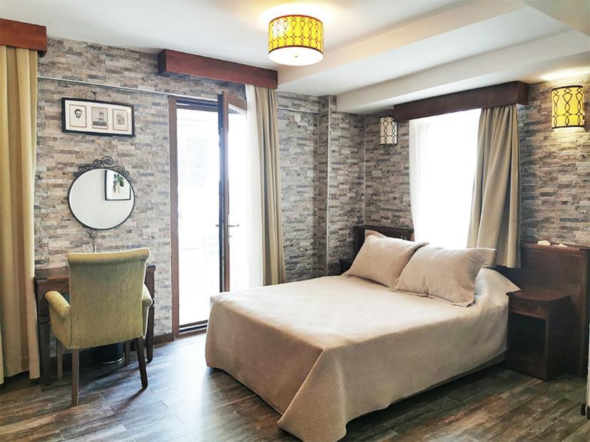Mitos Guest house