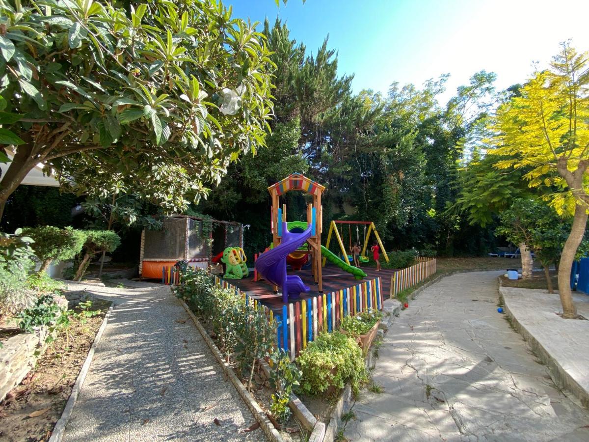 Melissa Garden Apart 3*