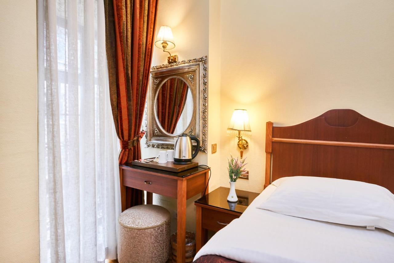 Amber & Hotel 4*