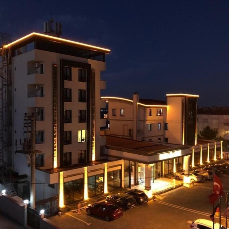 Blue Pier Hotel *