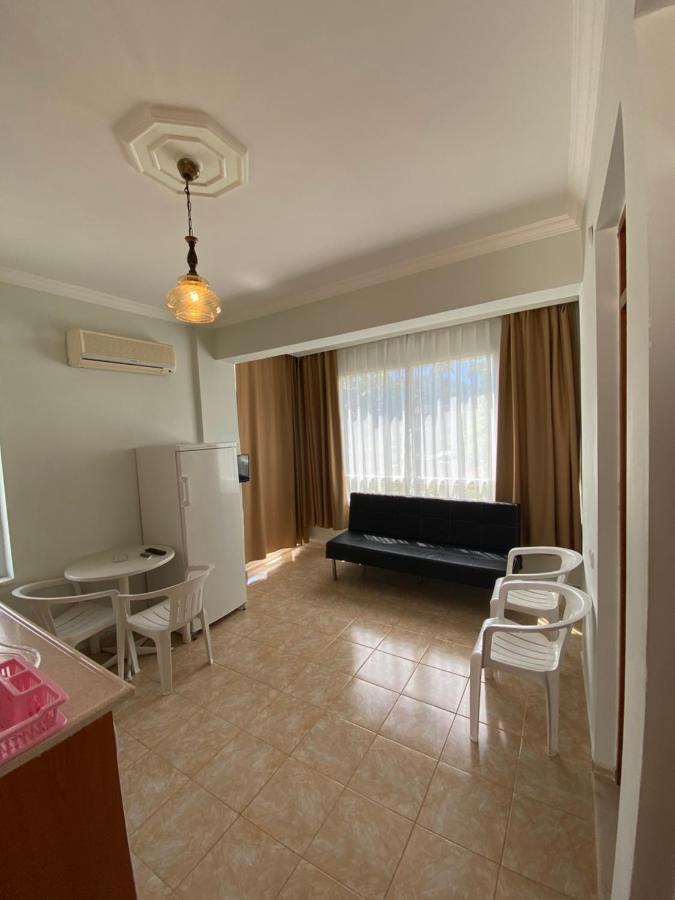 Erol Aparthotel *