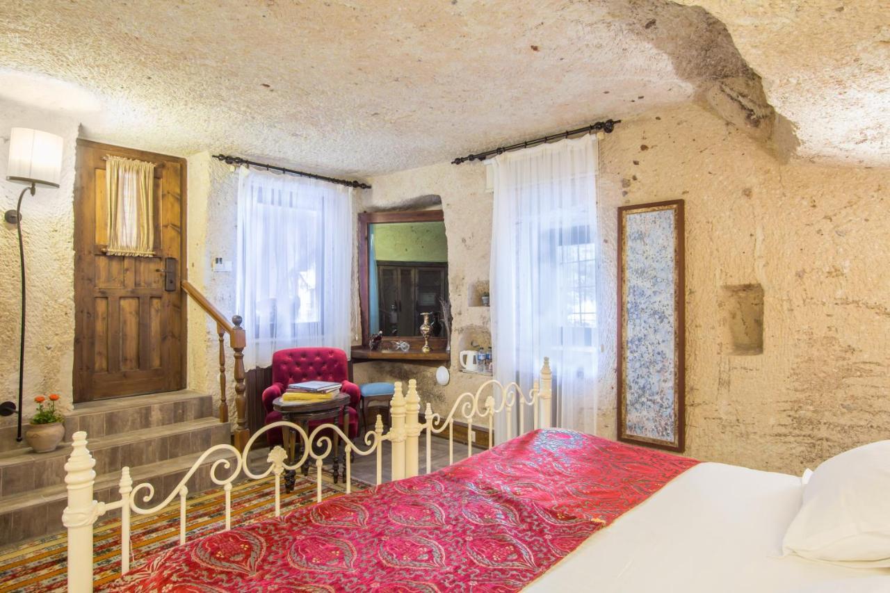 Cappadocia Minia Cave Ortahisar