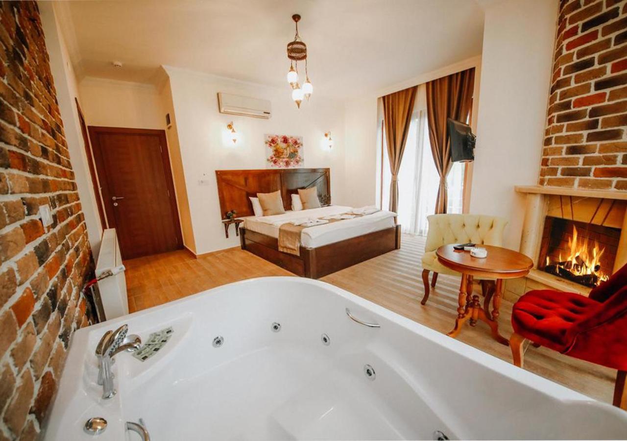 Sea House Bed & Breakfast 3*