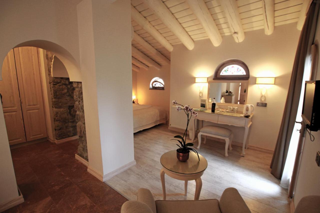 Hotel Oliviera Private Island - Kalem Island 4*