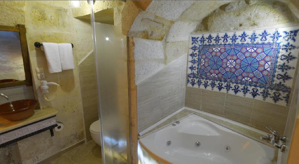 Hotel Zuwinasa House *