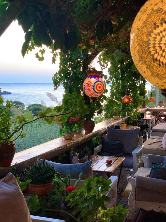 Turan Hill Lounge Holiday park