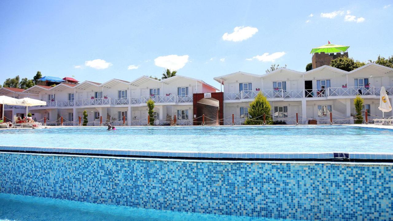 Risus Hotel 3*
