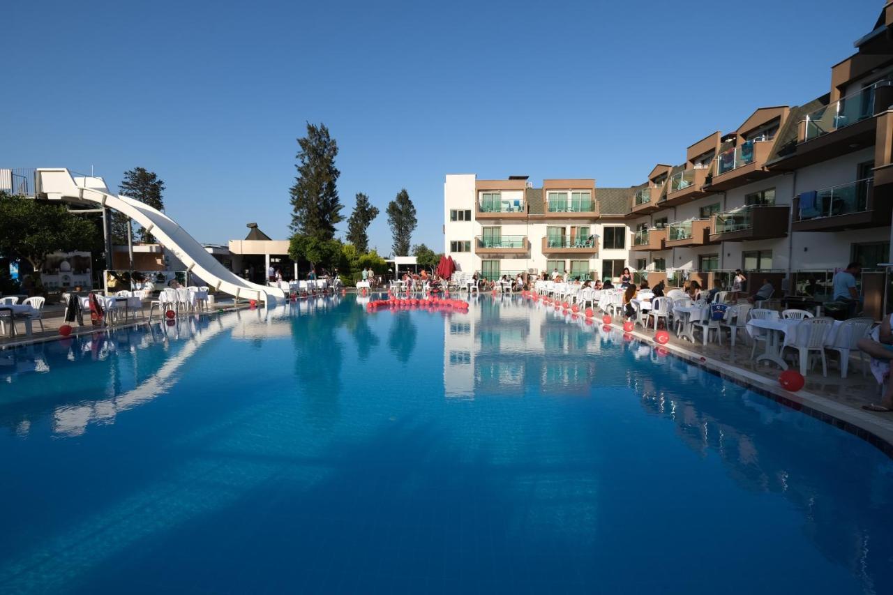 Monna Roza Garden Hotel