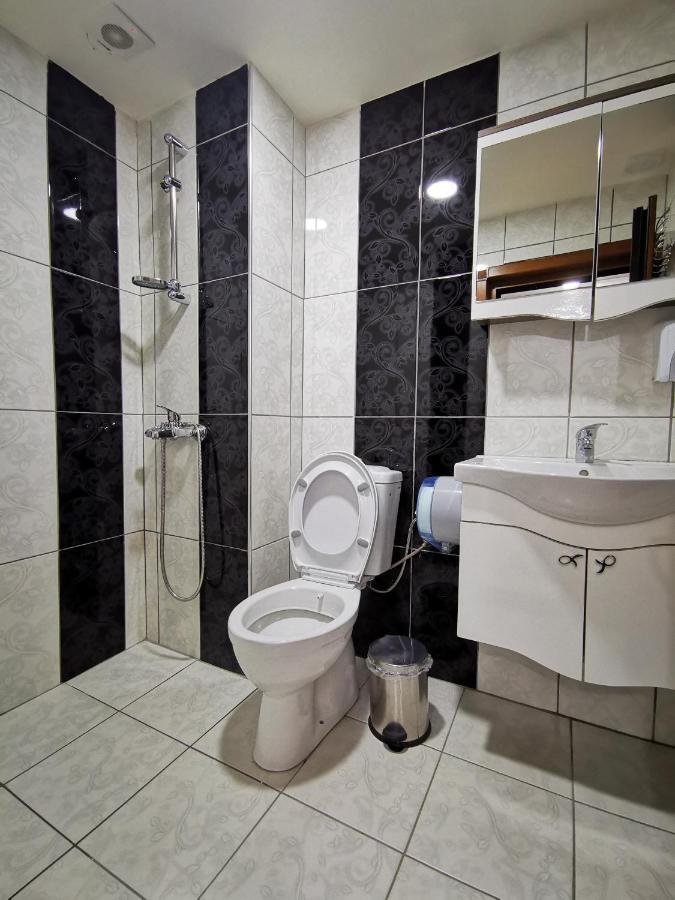 Kuloglu Ve Restoran Uzungol