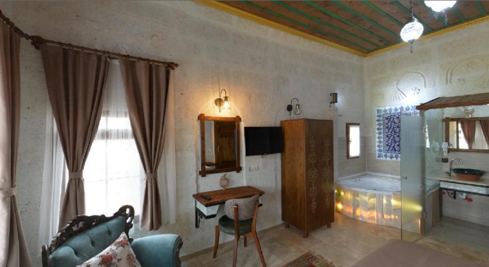Hotel Zuwinasa House