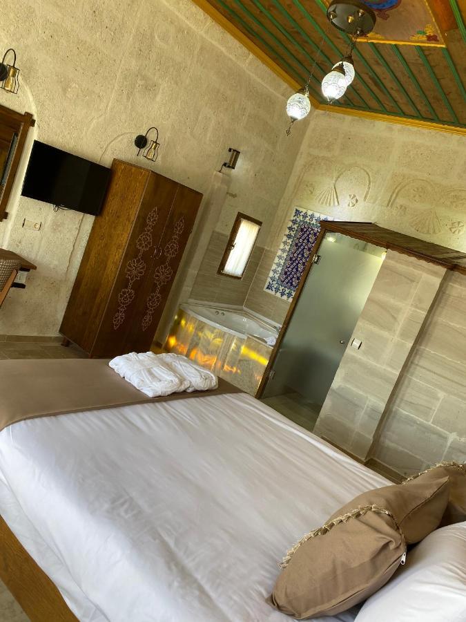 Zuwinasa House *