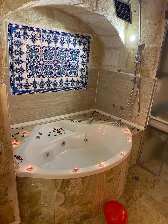 Zuwinasa House Hotel *