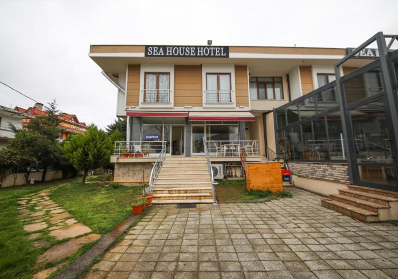 Bed & Breakfast Sea House 3*