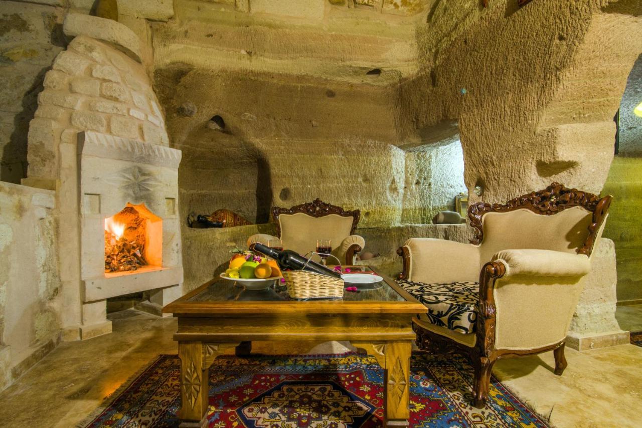 Hotel Historical House