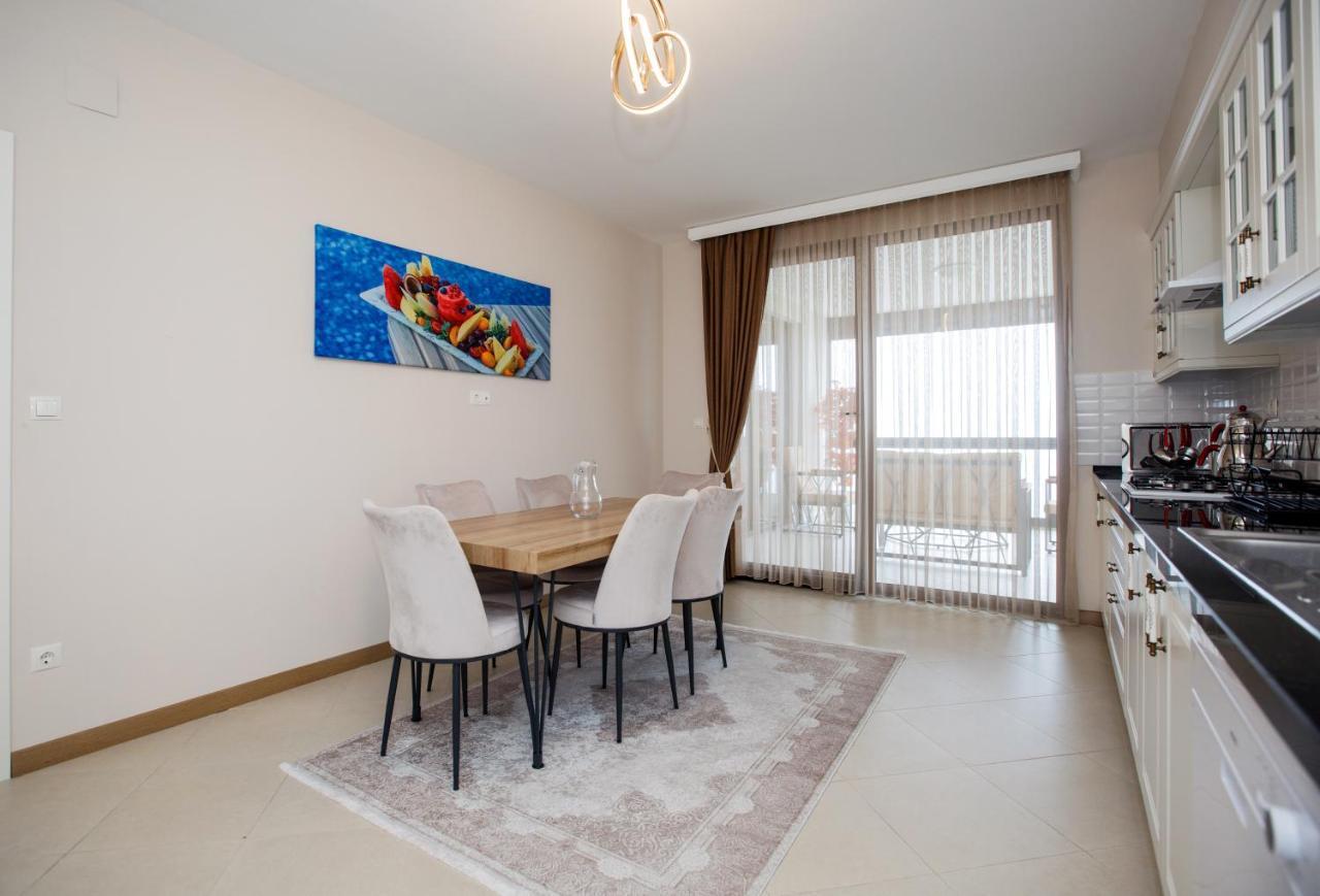Armoni Deluxe Apartment