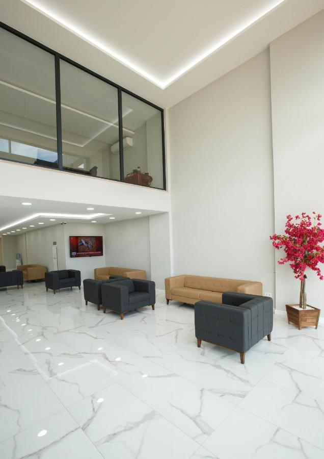 Armoni Deluxe Apartment