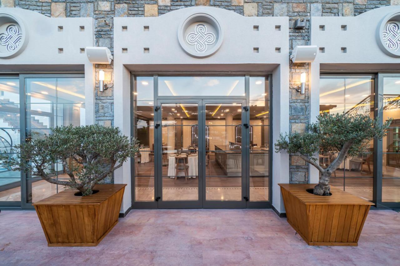Elementa Boutique - Adults Only 3*