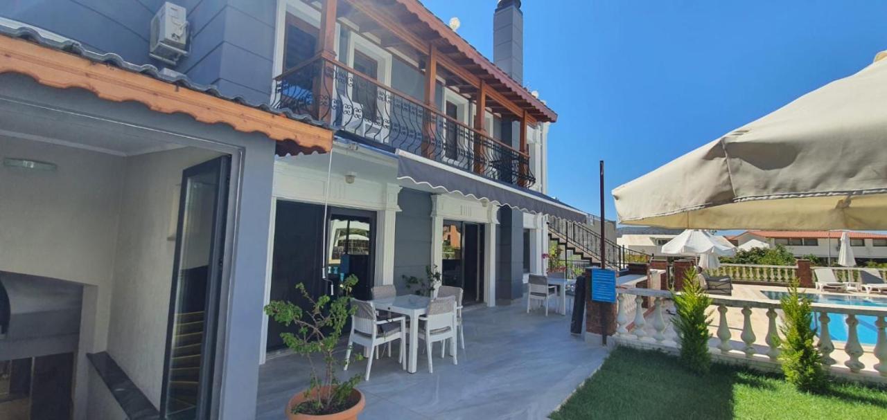 Hotel Nur & 3*