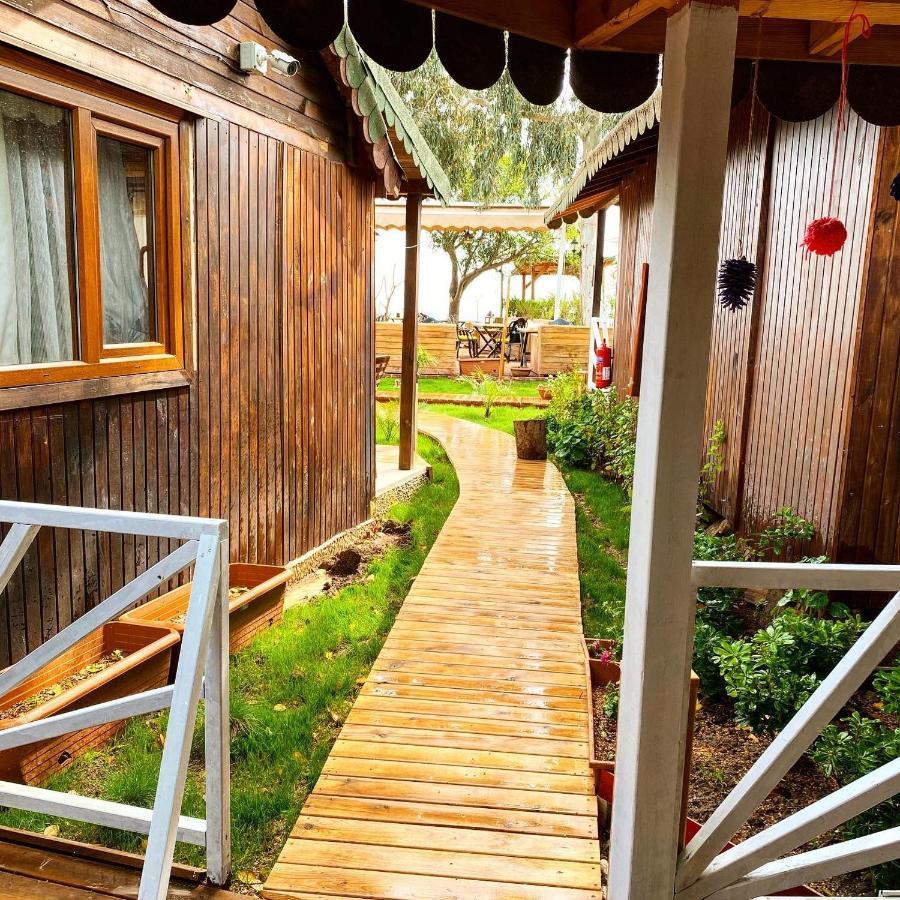 Kara Kedi Bed & Breakfast
