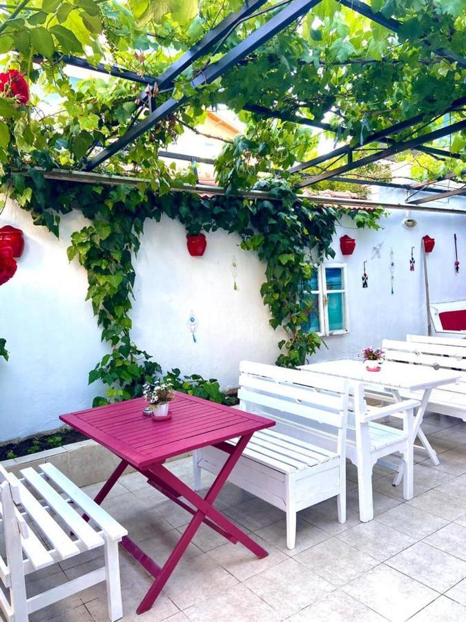 Nese Guest house 2*