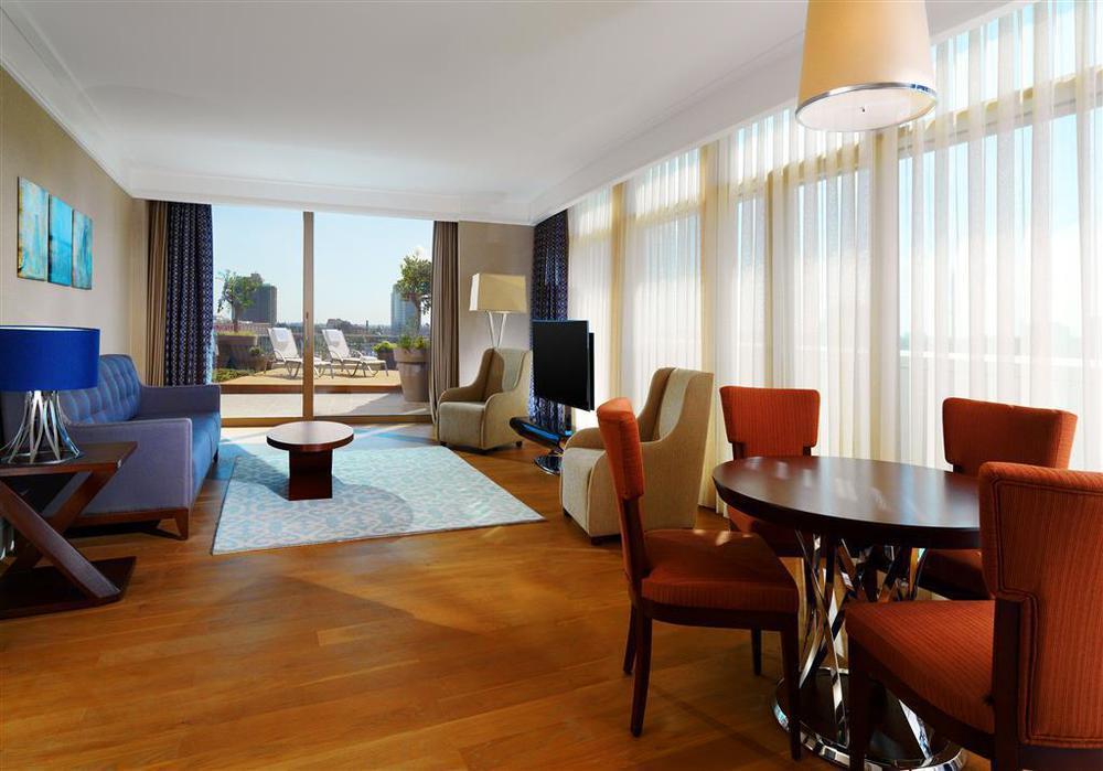Sheraton Grand 5*