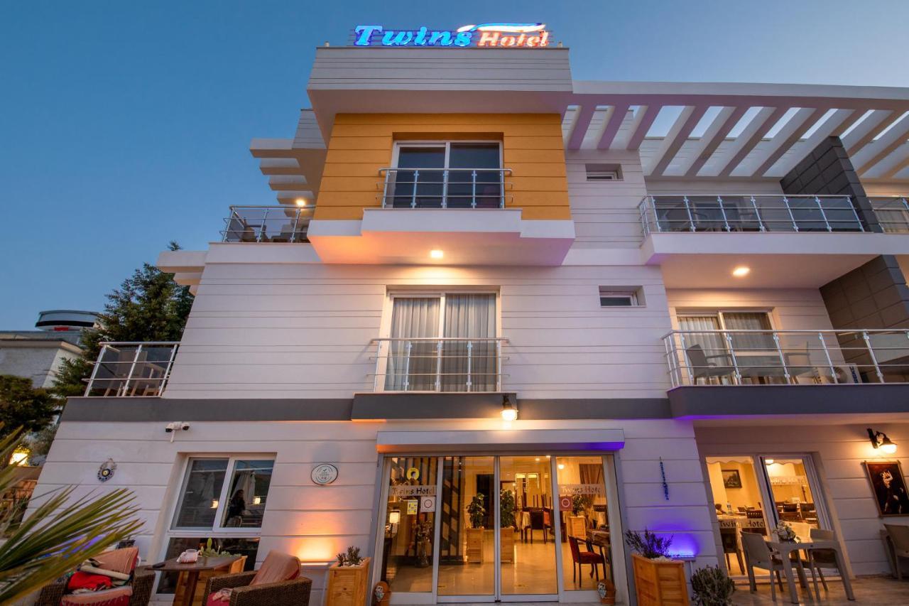 Hotel Twins 2*