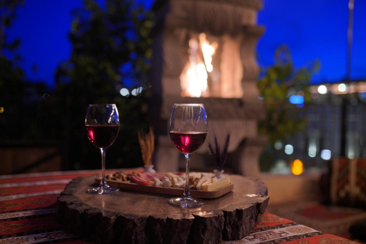 Valley Cave House Hotel
