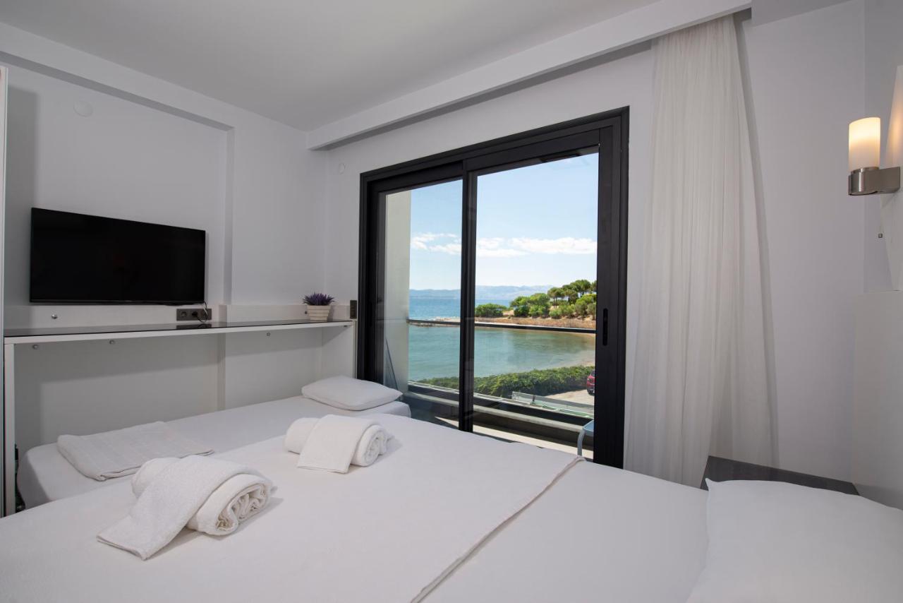 Mert Hotel