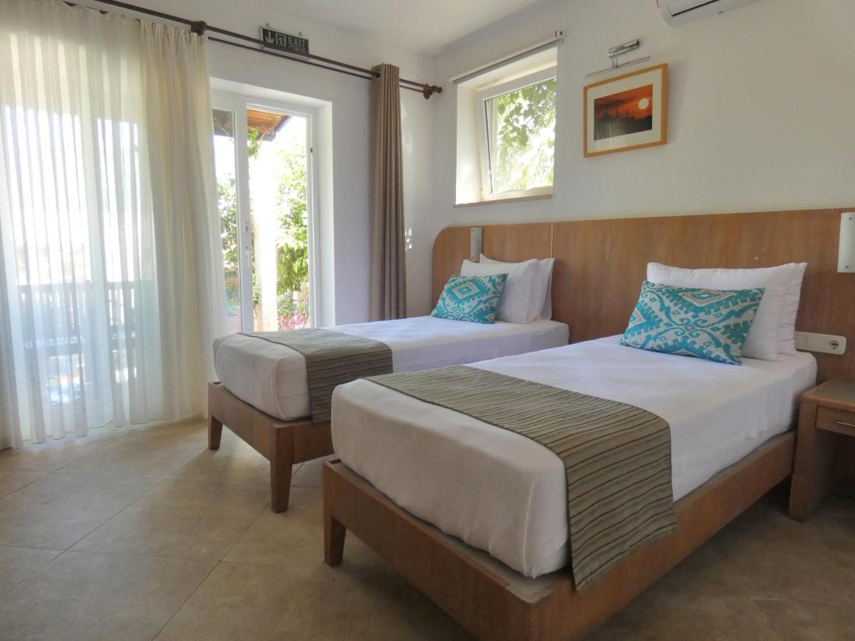 Hotel Mekvin Deniz Feneri Lighthouse