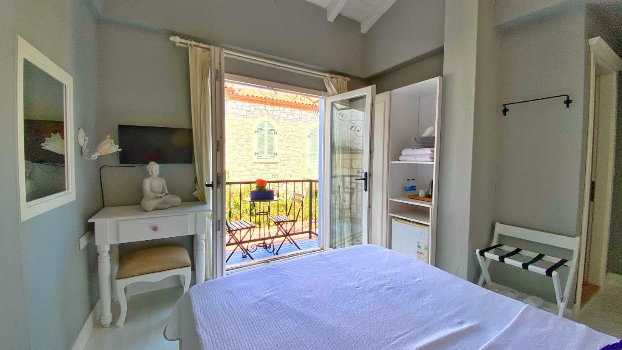 Bed & Breakfast Maison D'azur 2*
