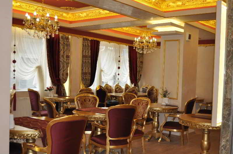 Aquarium Hotel 3*