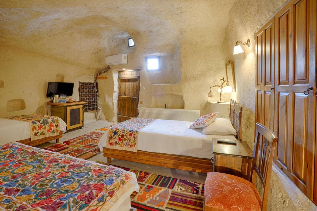 Hotel Tulip Cave
