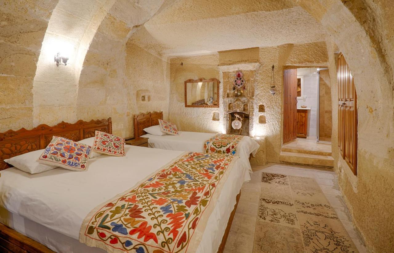 Hotel Tulip Cave