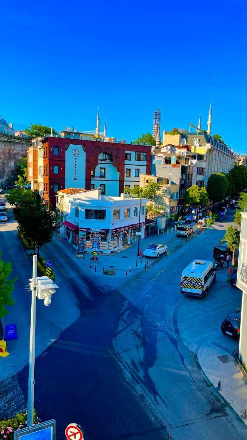 Rose Bouquets Hotel Istanbul