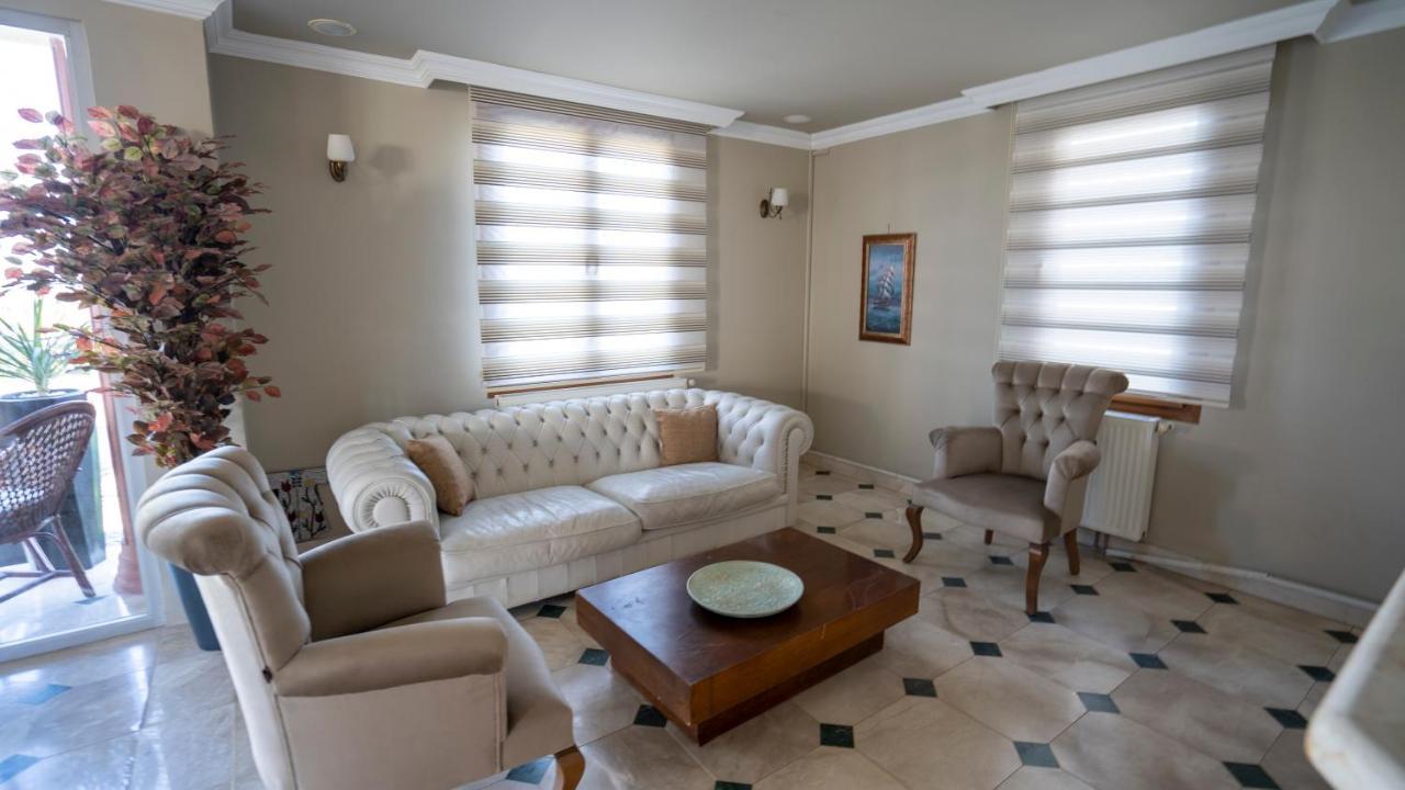 Ebruli Cunda Bed & Breakfast 4*