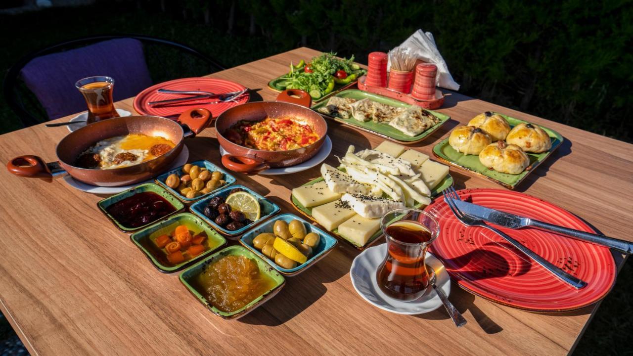Ebruli Cunda 4* Ayvalik