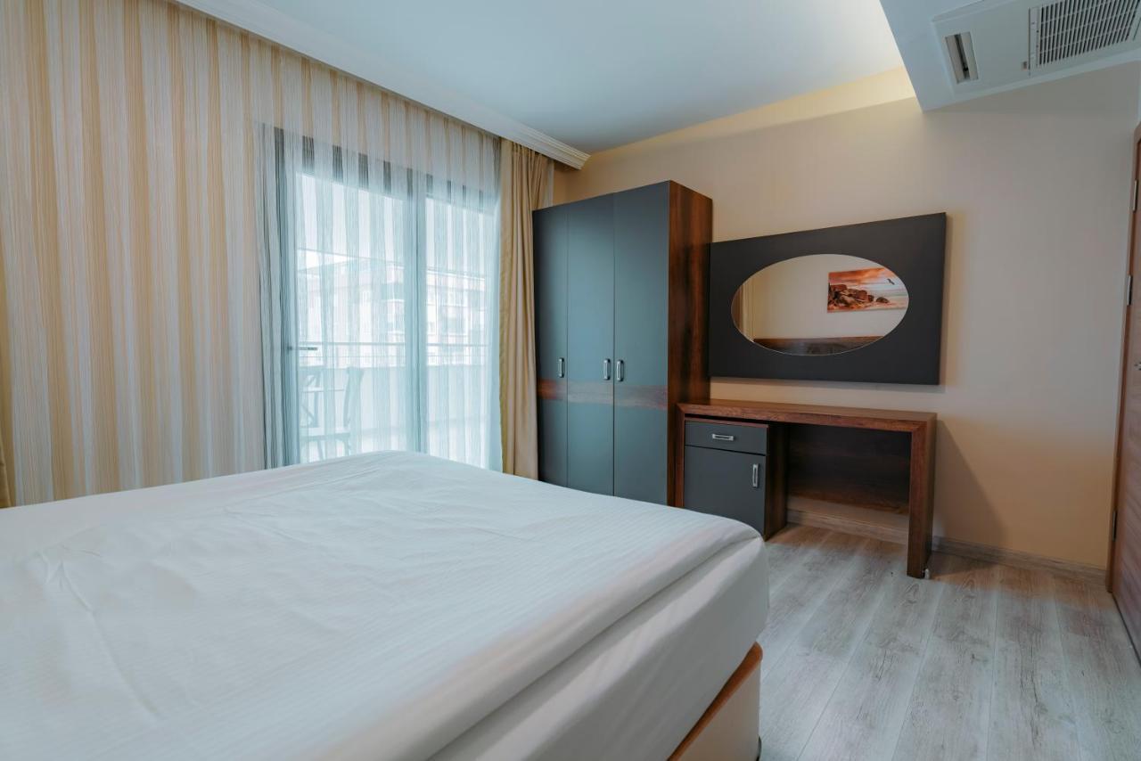 Empula & Residences Hotel