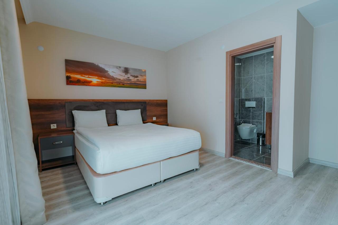Hotel Empula & Residences 4*